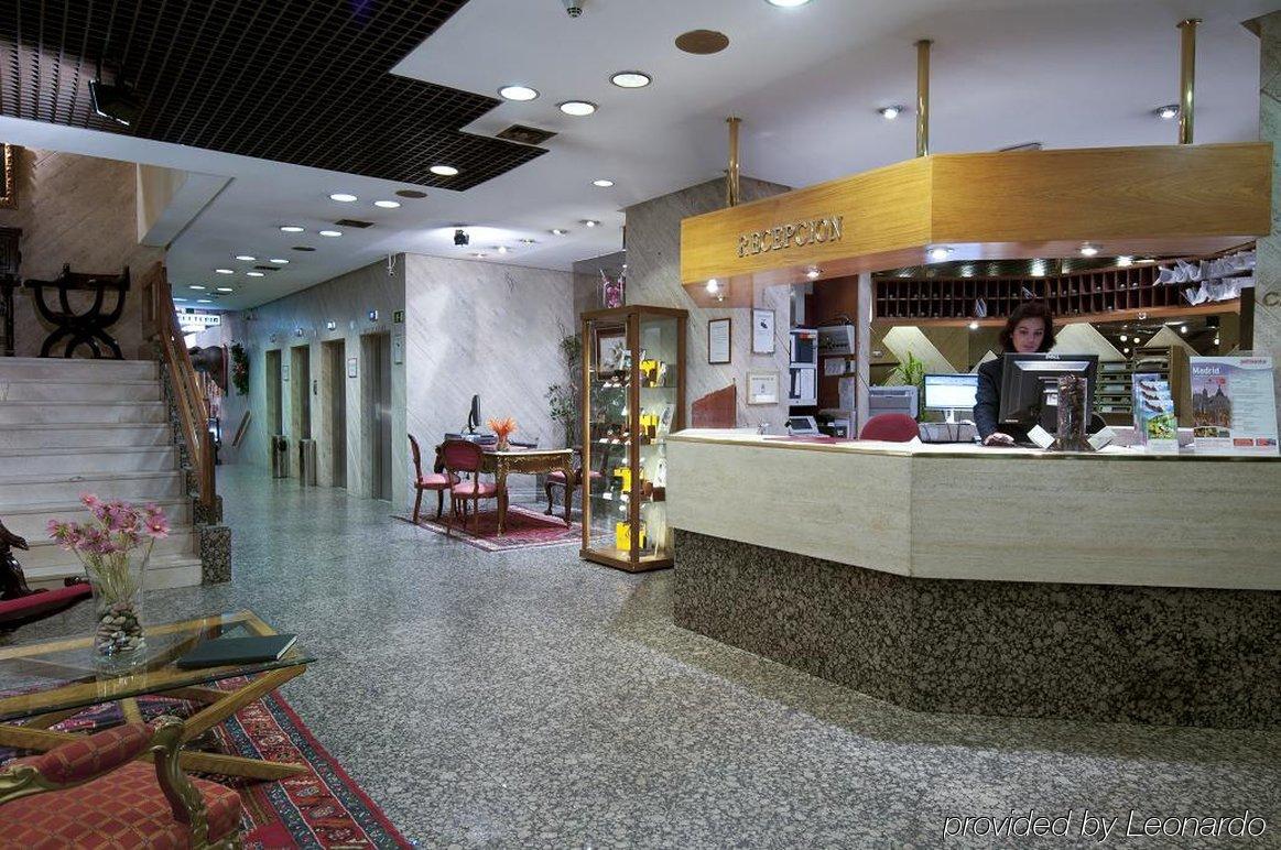 Foxa 25 Hotel Мадрид Интериор снимка